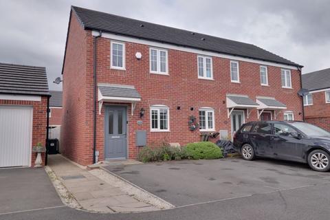 2 bedroom end of terrace house for sale, Shakespeare Drive, Stafford ST19