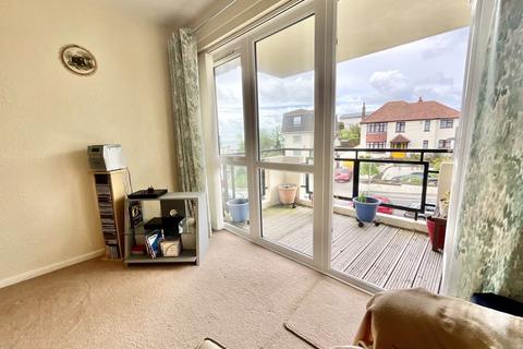 2 bedroom apartment for sale, St. Johns Road, Boscombe Spa, Bournemouth