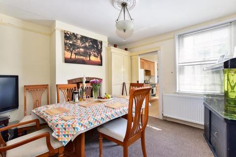 3 bedroom terraced house for sale, Gladstone Road, Chesham