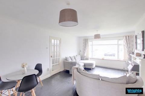 3 bedroom semi-detached house for sale, Pembroke Close, Trowbridge
