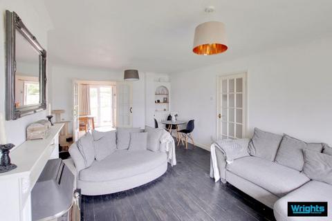 6 Pembroke Close, Trowbridge, BA14 0PX