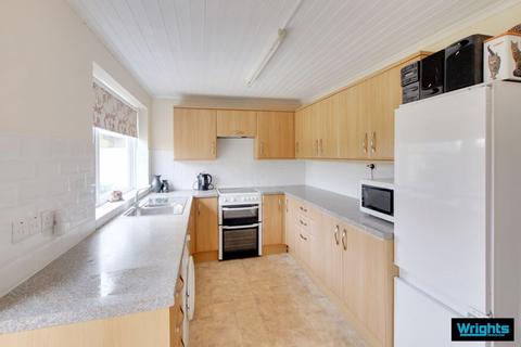 6 Pembroke Close, Trowbridge, BA14 0PX
