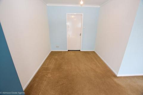 1 bedroom apartment to rent, Motherwell Avenue, Manchester, M19