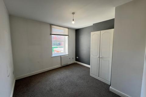 1 bedroom flat to rent, Drummond Road, Skegness