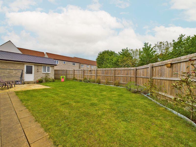 Pippin Road, Somerton 3 bed detached house for sale £350,000