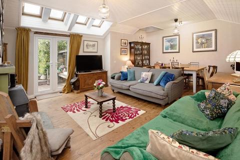 3 bedroom semi-detached bungalow for sale, Buckland Barton Cottages, Newton Abbot