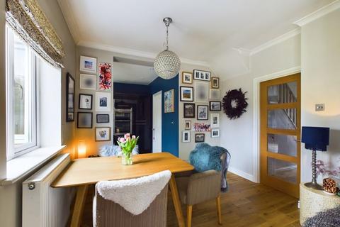 17 Beech Avenue, Bath, BA2 7BA