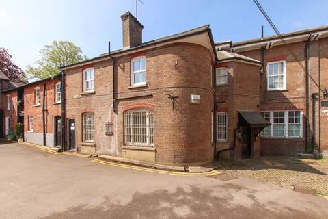 2 bedroom apartment for sale, High Street, Tring