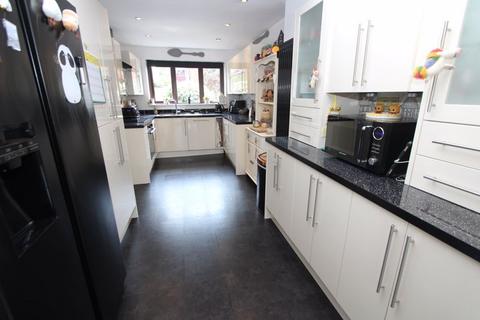 4 bedroom detached house for sale, Ambleside Drive, Brierley Hill DY5