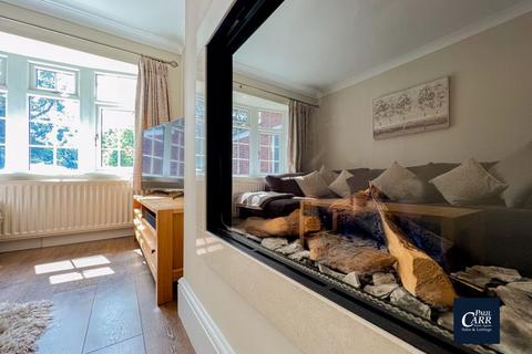 49 Burton Road, Streethay, Lichfield, WS13 8LR