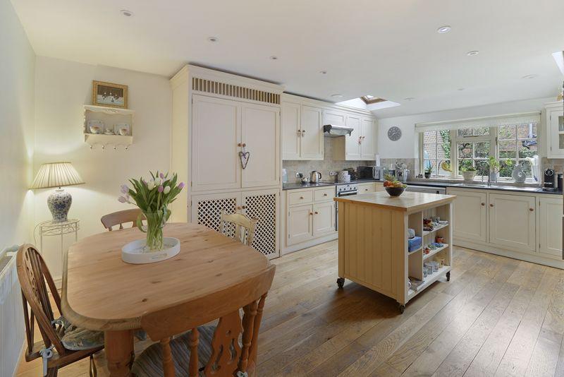 Tibbs Court Lane, Brenchley TN12 4 bed character property for sale £