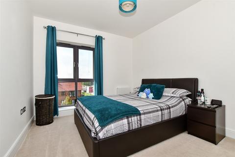 2 bedroom apartment for sale, Braid Drive, Herne Bay, Kent
