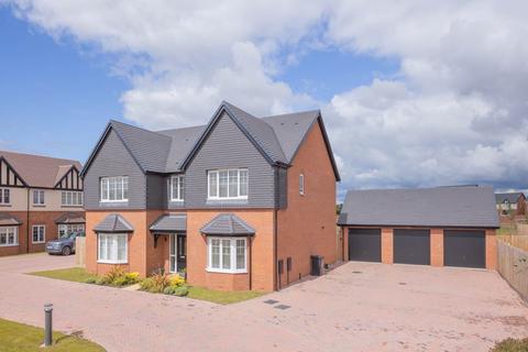 5 bedroom detached house to rent, Salford Priors, Evesham,