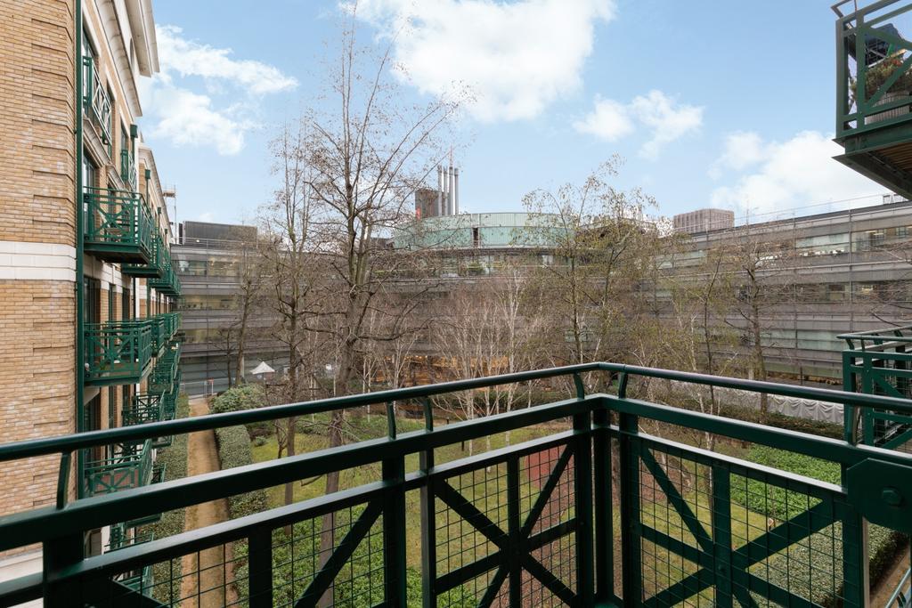 Ormond House  - balcony