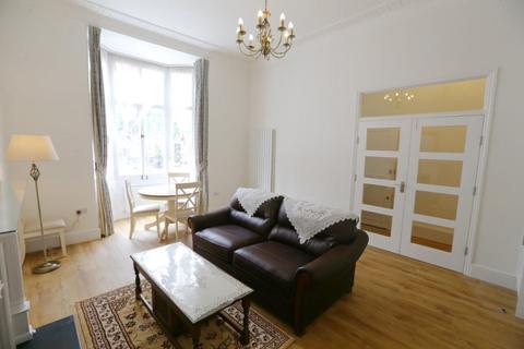 2 bedroom flat to rent, 60 Gloucester Terrace, Paddington