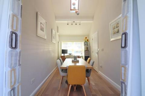 12 Edkins Close, Luton, LU2 7SS