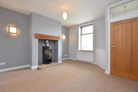3 bedroom terraced house to rent, Chatburn Road, Clitheroe, BB7 2AW