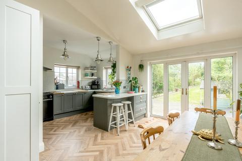 33 Kenmore Crescent, Bristol, BS7 0TJ