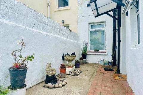 House share to rent, Archibald Road, Worthing, BN11 2SL