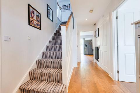 4 bedroom detached house for sale, Reeds Close, Basildon, SS15