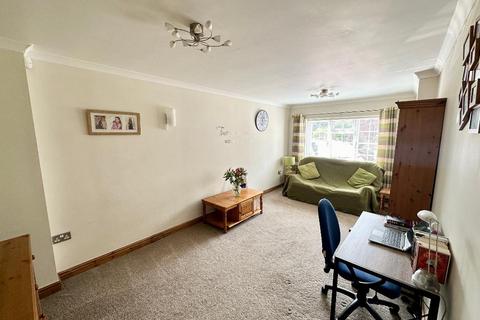4 bedroom detached house for sale, Howard Close, Haynes, Bedfordshire, MK45 3QH