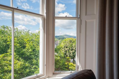 Upper Flat, Glencairn Broich Terrace, Crieff, PH7 3BD