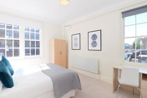 5 bedroom apartment to rent, Park Road, London NW8