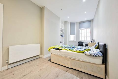 5 bedroom flat to rent, Earls Court Squre, Earls Court, London, SW5