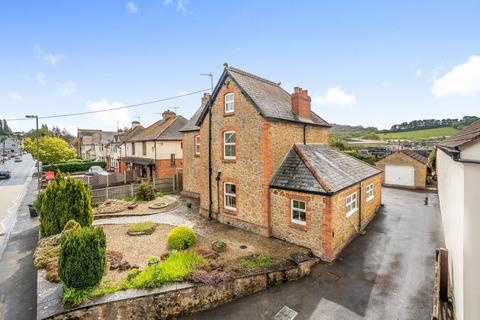 4 bedroom detached house for sale, Station Road, Ilminster, Somerset, TA19