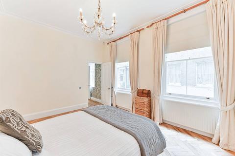 2 bedroom maisonette for sale, Palace Gate, Kensington, London, W8