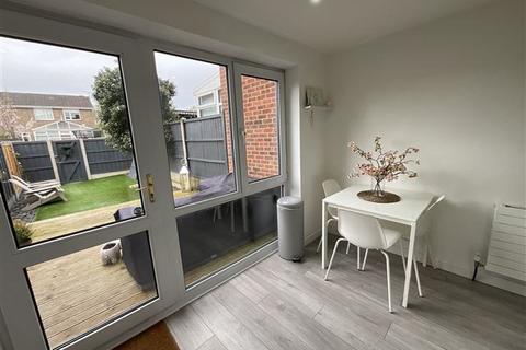 2 bedroom terraced house for sale, Thorpe Drive, Waterthorpe, Sheffield, S20 7JU