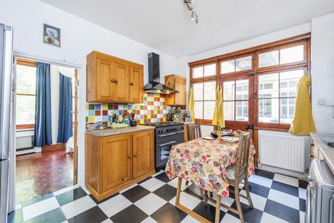 3 bedroom apartment for sale, Widdenham Road, London, N7