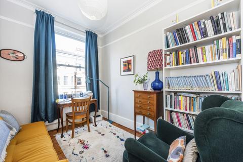 3 bedroom apartment for sale, Widdenham Road, London, N7