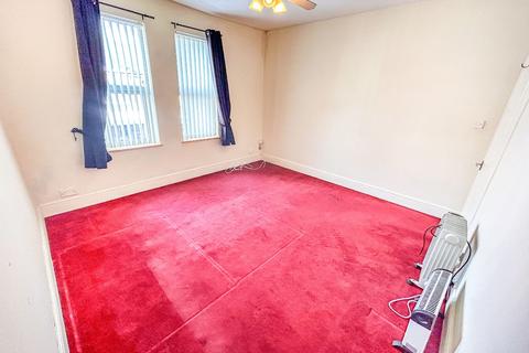 1 bedroom flat to rent, Halesowen Road, Netherton, Dudley