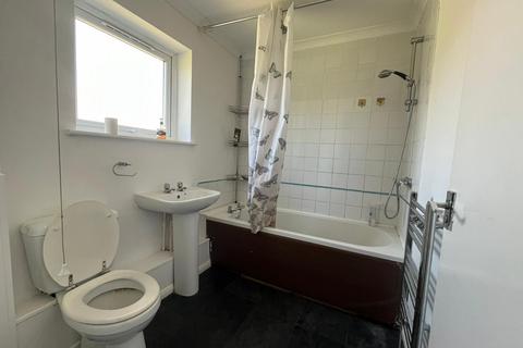 2 bedroom semi-detached house to rent, Bankside, Tytton Lane West, PE21 7HY