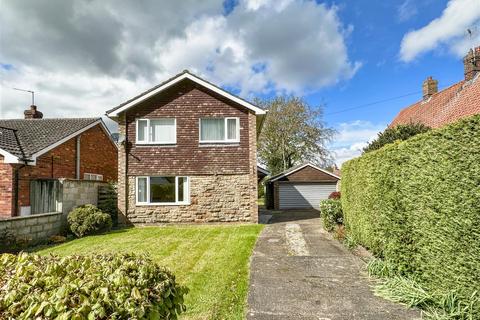3 bedroom detached house for sale, Southfields Road, Strensall, York