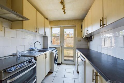 3 bedroom terraced house for sale, Fallowfield, Stevenage SG2