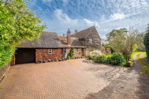 4 bedroom barn conversion for sale, Walton CV35