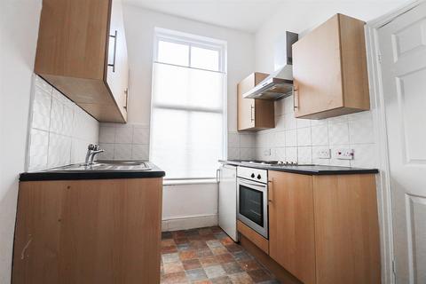 1 bedroom flat to rent, Scarisbrick Avenue, Southport PR8