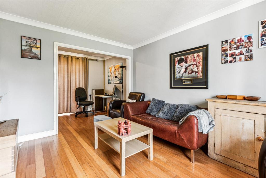 The Lindens, W4 - FOR SALE