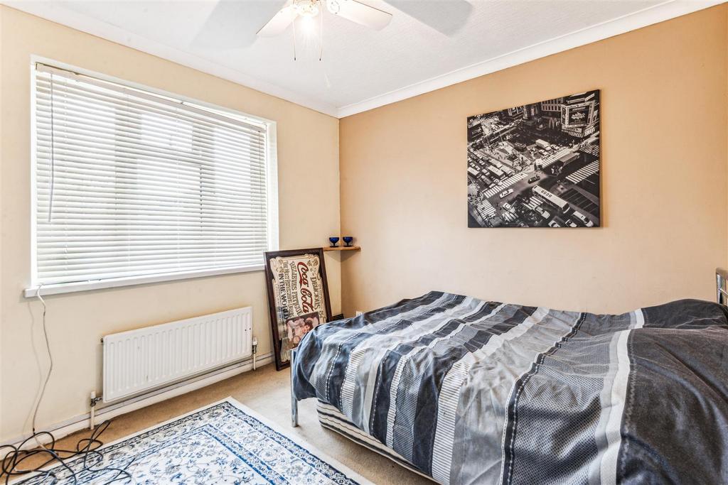 The Lindens, W4 - FOR SALE
