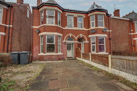 4 bedroom semi-detached house for sale, Cypress Road, Southport PR8