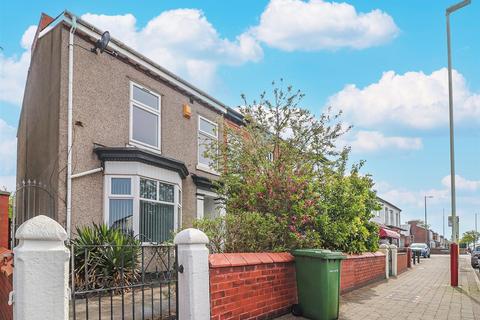 Southport - 3 bedroom semi-detached house to rent