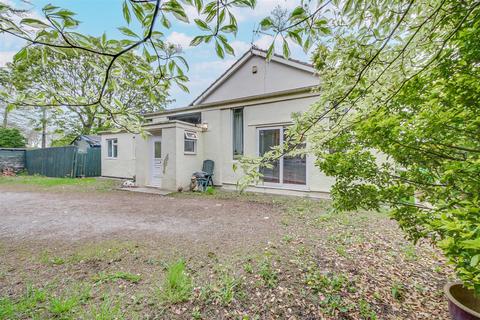 4 bedroom semi-detached house for sale, Hundred End Lane, Preston PR4