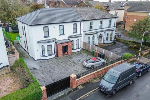 5 bedroom semi-detached house for sale, Avondale Road, Southport PR9