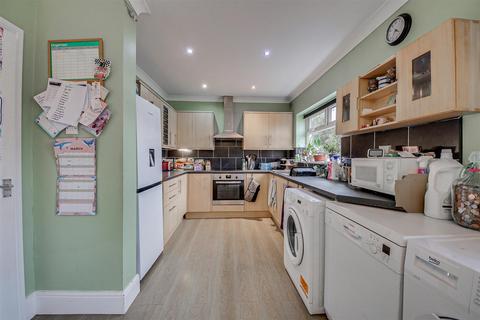 3 bedroom semi-detached house for sale, Guildford Road, Southport PR8