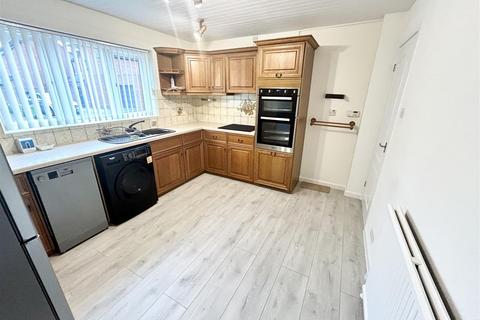 4 bedroom detached house for sale, Carter Grove, Hereford HR1