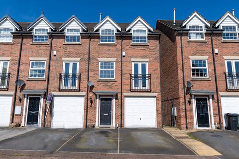 4 bedroom townhouse for sale, Linden Court, Rothwell