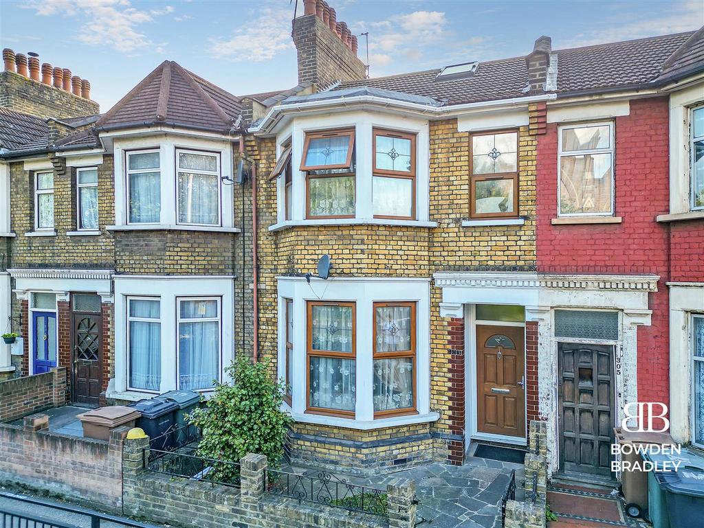 Chingford Road, Walthamstow 6 bed terraced house for sale £600,000