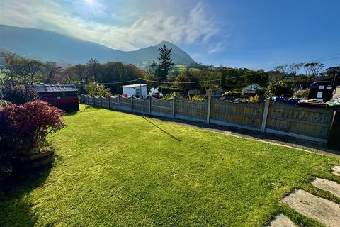 undefined, Trefor, Caernarfon